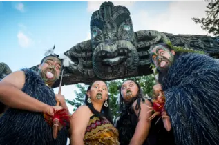 Rotorua - Soirée spectacle Maori - Mitai